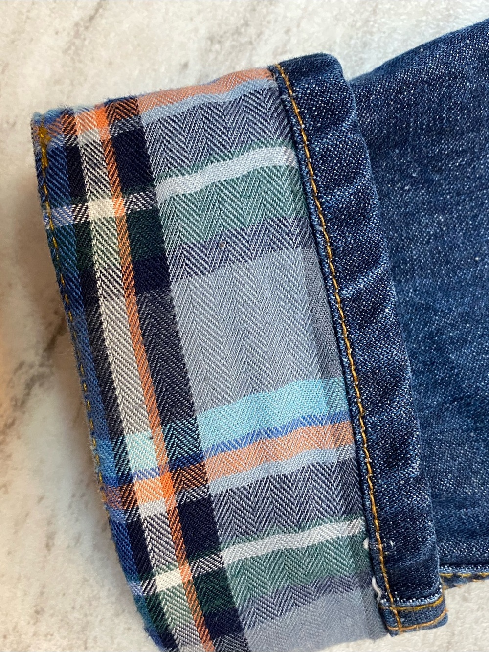 OshKosh B'gosh Navy Denim Pull-On Jeans with Plaid Cuffs Size 2T🍁 - Picture 4 of 4